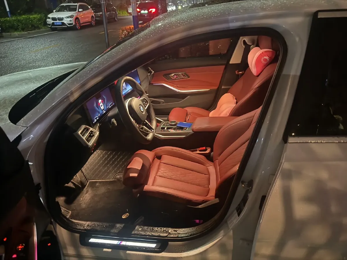 2025 BMW 3 Series 2.0T 184HP L4 8AT,autocango,china used car exporter,china ev exporter,chinese used car exporter,chinese used ev exporter