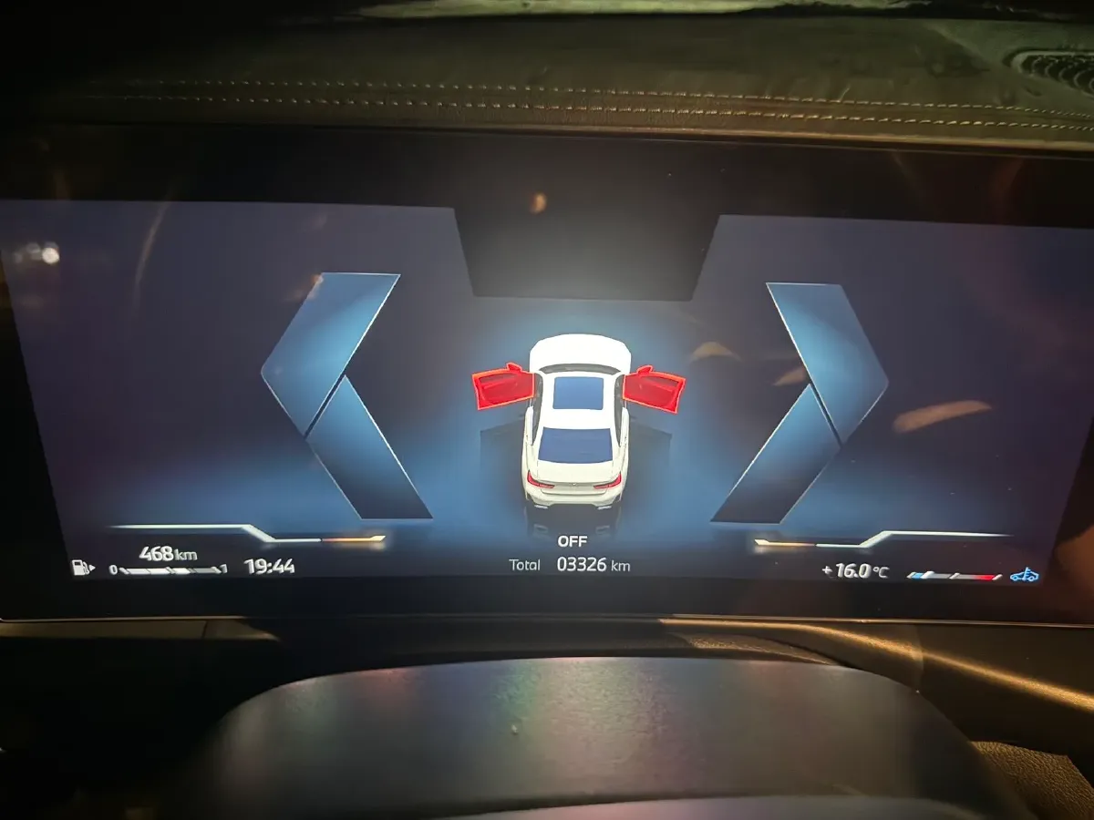 2025 BMW 3 Series 2.0T 184HP L4 8AT,autocango,china used car exporter,china ev exporter,chinese used car exporter,chinese used ev exporter