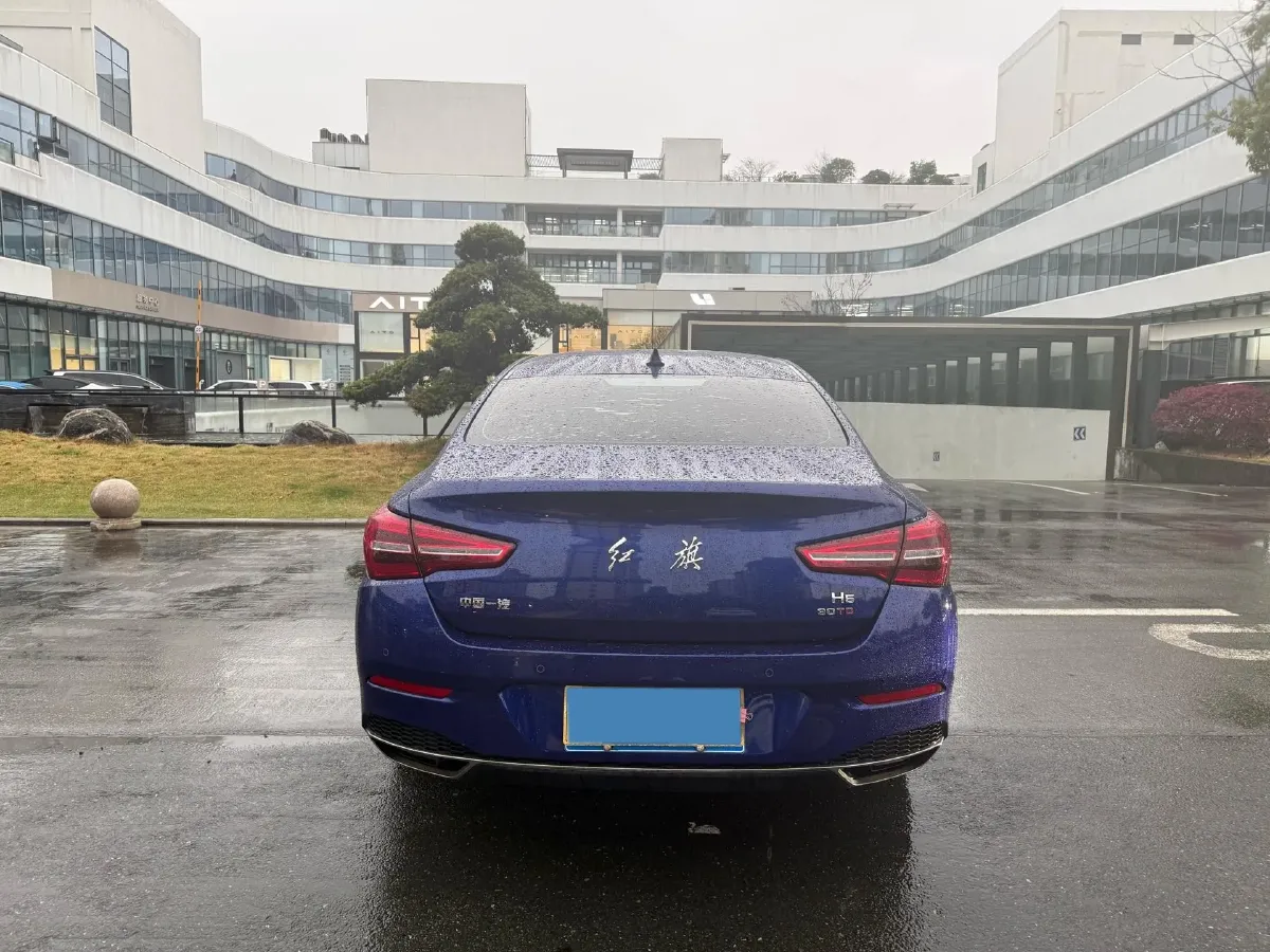 2022 HongQi H5 1.5T 169HP L4 7DCT,autocango,china used car exporter,china ev exporter,chinese used car exporter,chinese used ev exporter