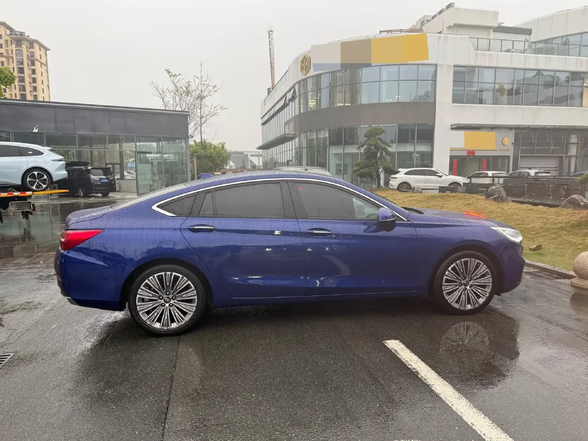 2022 HongQi H5 1.5T 169HP L4 7DCT,autocango,china used car exporter,china ev exporter,chinese used car exporter,chinese used ev exporter