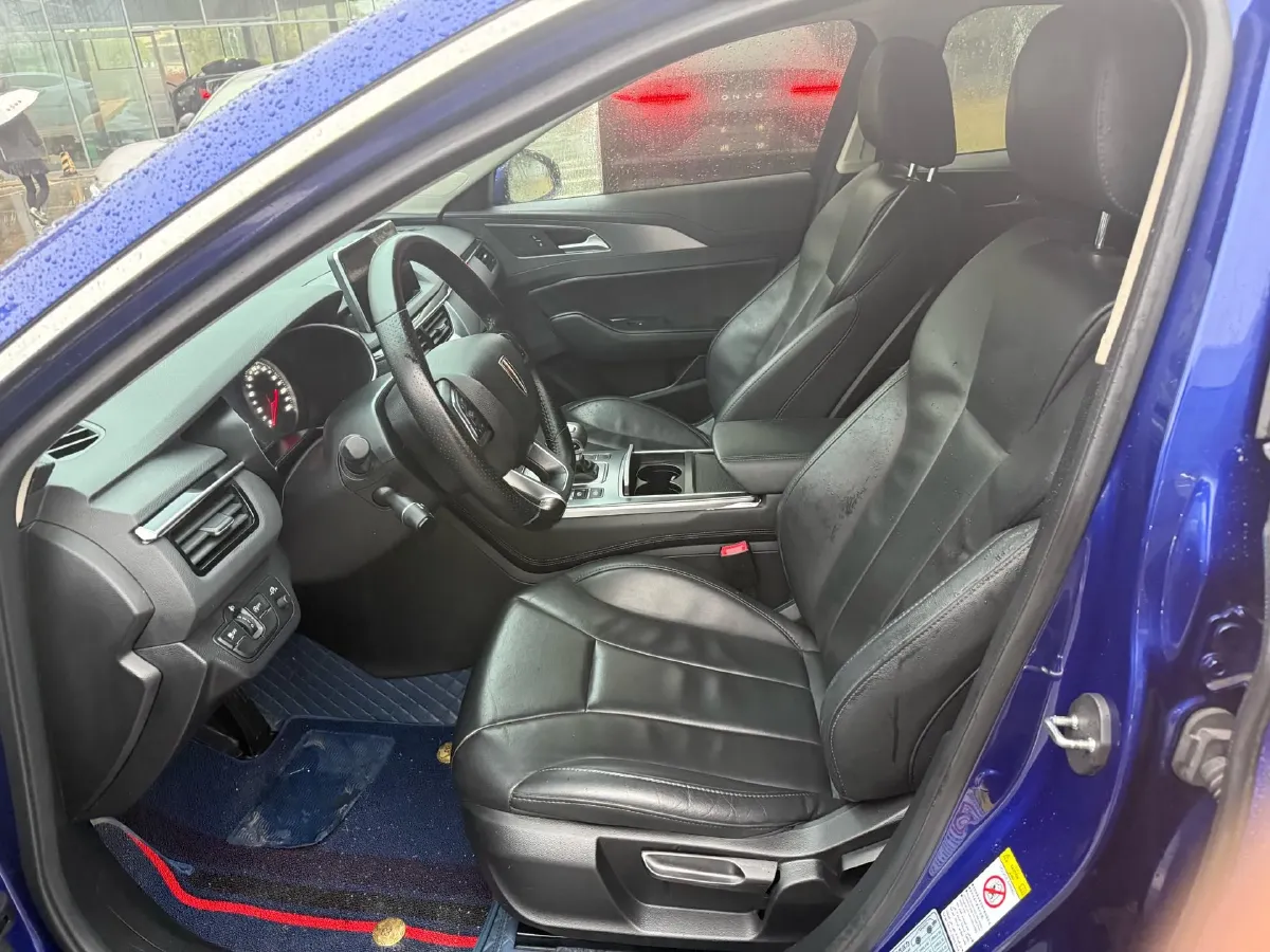 2022 HongQi H5 1.5T 169HP L4 7DCT,autocango,china used car exporter,china ev exporter,chinese used car exporter,chinese used ev exporter