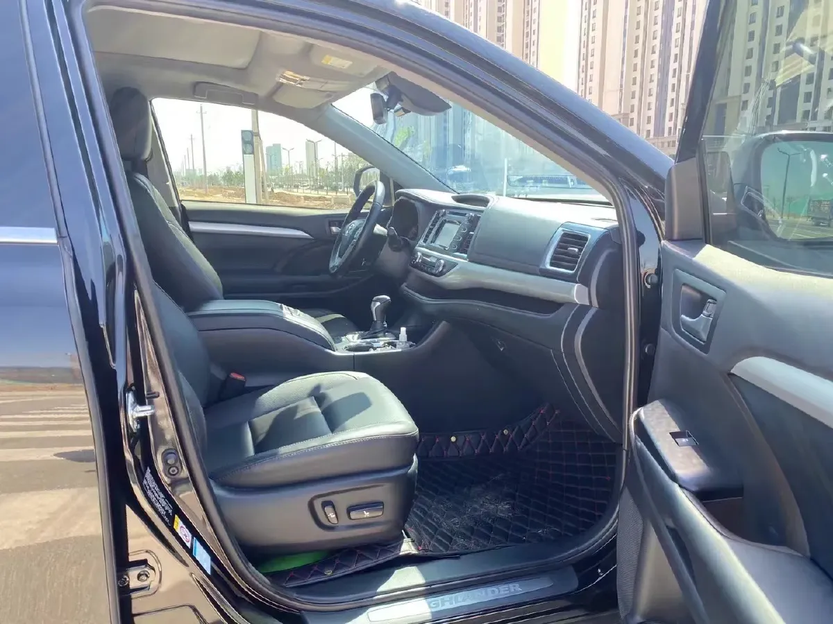 2019 Mazda CX-8 2.5L 192HP L4 6AT,autocango,china used car exporter,china ev exporter,chinese used car exporter,chinese used ev exporter