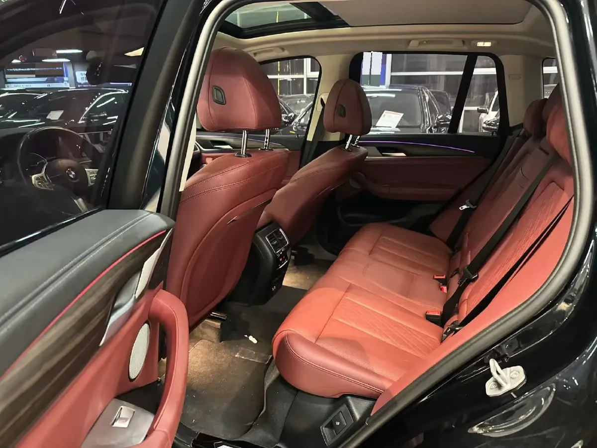 2023 BMW X3 2.0T 245HP L4 8AT,autocango,china used car exporter,china ev exporter,chinese used car exporter,chinese used ev exporter