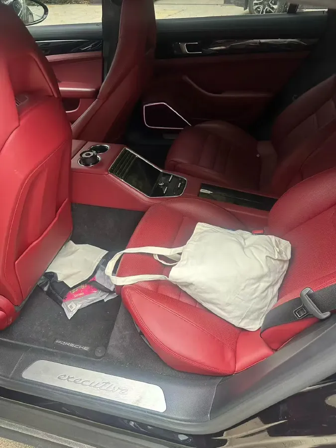 2023 Porsche Panamera 2.9T 330HP V6 8DCT,autocango,china used car exporter,china ev exporter,chinese used car exporter,chinese used ev exporter