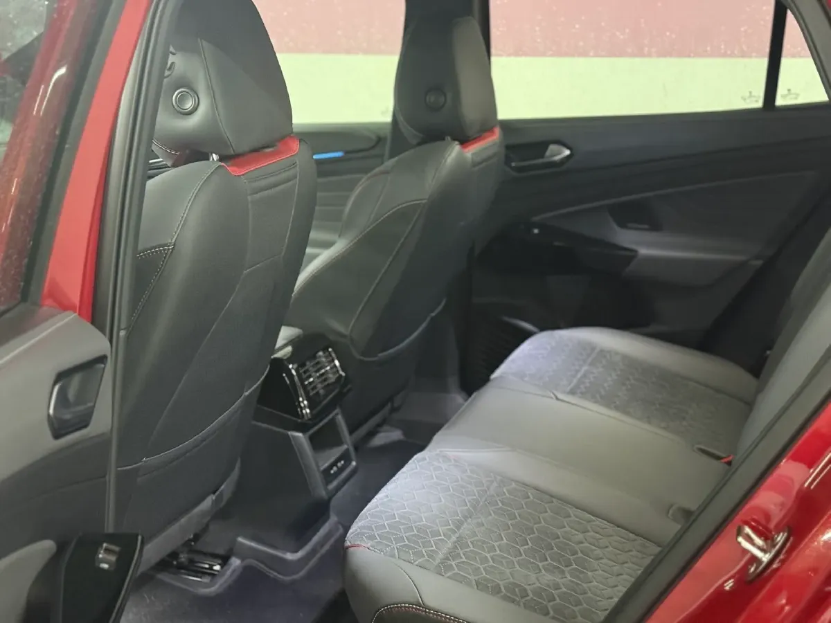 2022 Volkswagen ID.4 X BEV 83.4KWH,autocango,china used car exporter,china ev exporter,chinese used car exporter,chinese used ev exporter