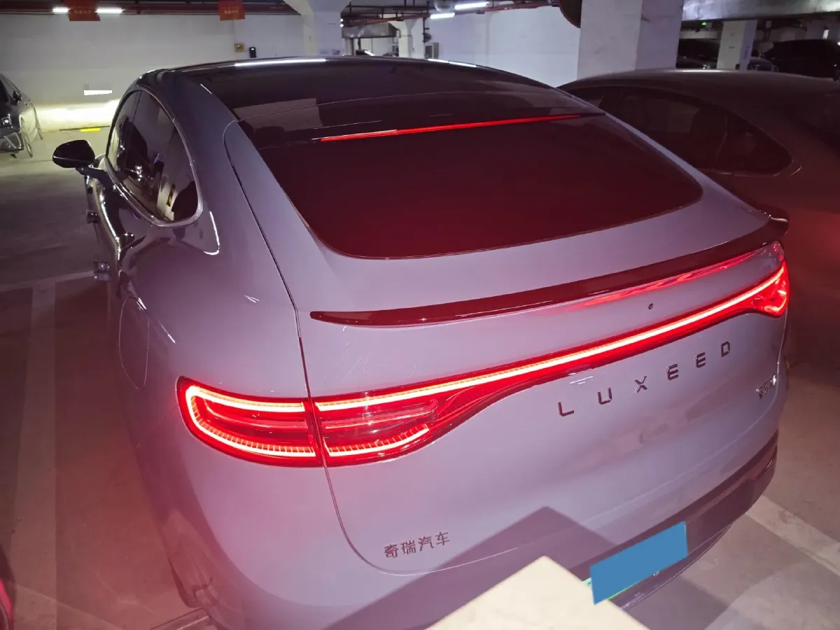 2025 Luxeed R7 REEV 156HP REEV 37KWH,autocango,china used car exporter,china ev exporter,chinese used car exporter,chinese used ev exporter