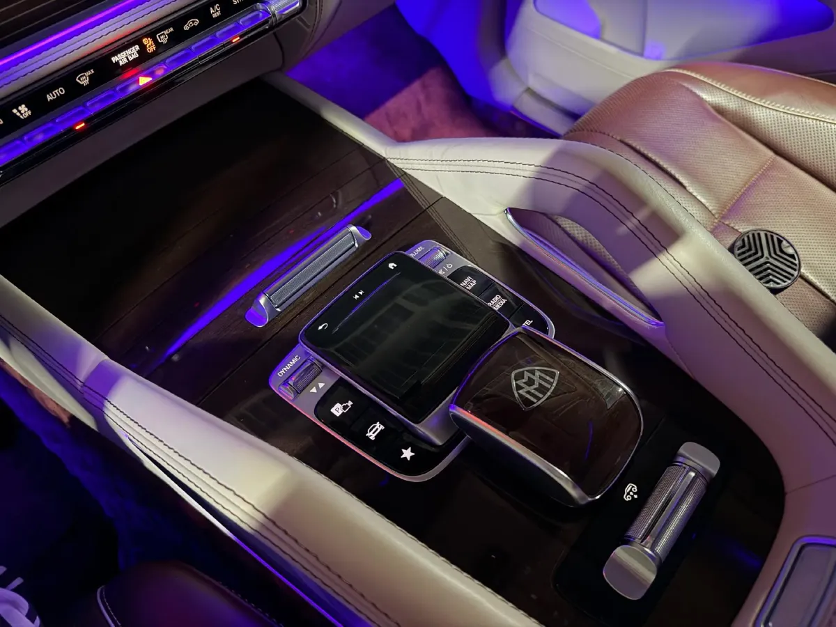 2021 Mercedes-Benz Maybach GLS 4.0T 558HP V8 9AT,autocango,china used car exporter,china ev exporter,chinese used car exporter,chinese used ev exporter