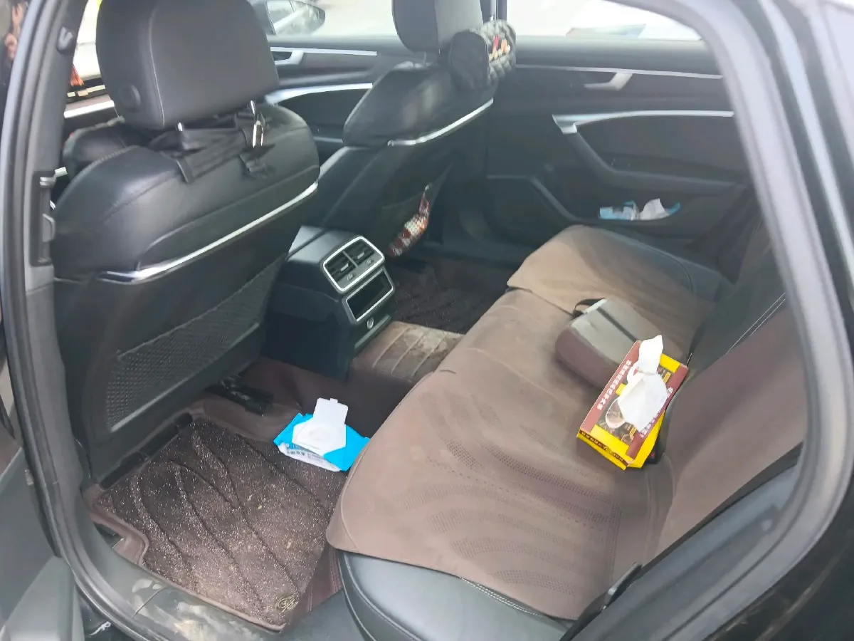 2021 Audi A6L 2.0T 224HP L4 7DCT,autocango,china used car exporter,china ev exporter,chinese used car exporter,chinese used ev exporter