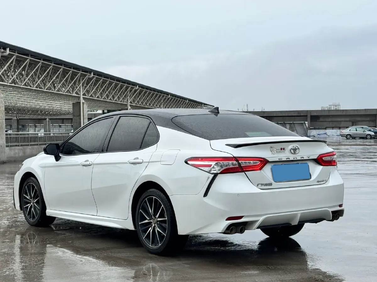 2021 Toyota Camry 2.0L 178HP L4 CVT,autocango,china used car exporter,china ev exporter,chinese used car exporter,chinese used ev exporter
