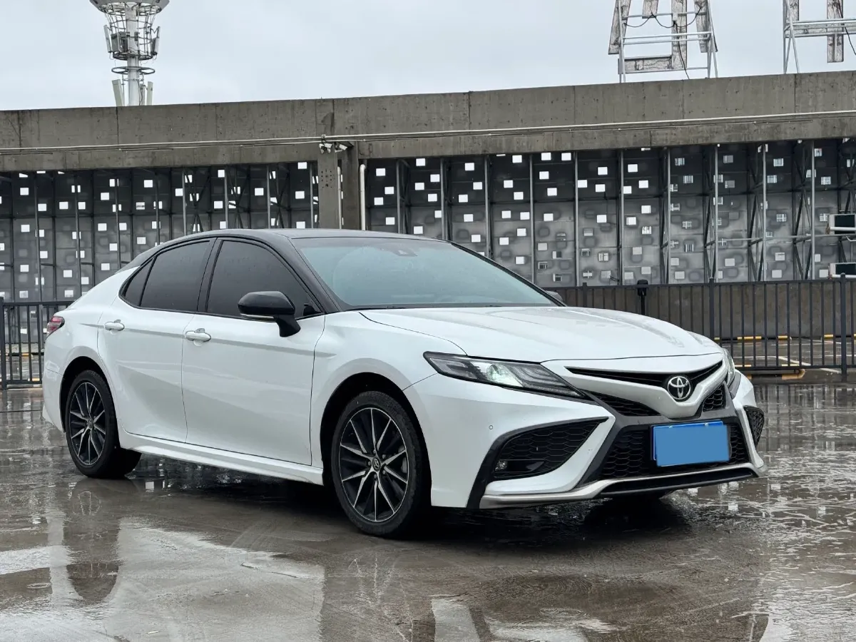 2021 Toyota Camry 2.0L 178HP L4 CVT,autocango,china used car exporter,china ev exporter,chinese used car exporter,chinese used ev exporter