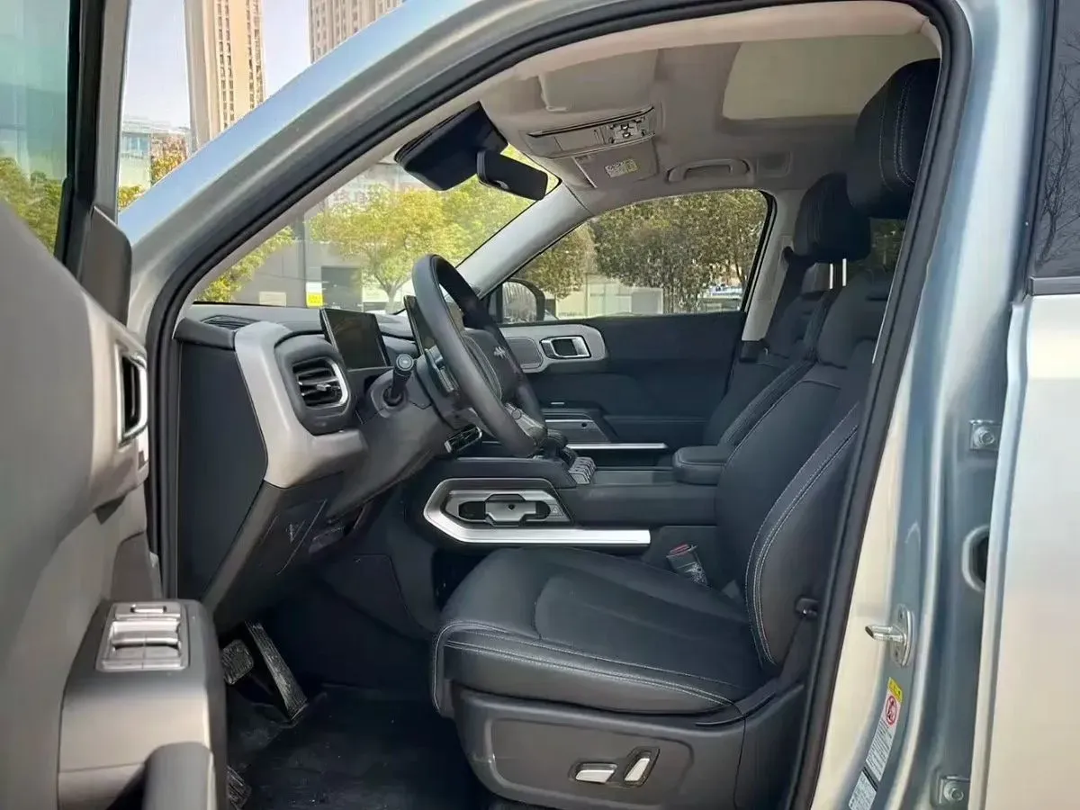 2025 FangChengBao Tai 3 BEV,autocango,china used car exporter,china ev exporter,chinese used car exporter,chinese used ev exporter