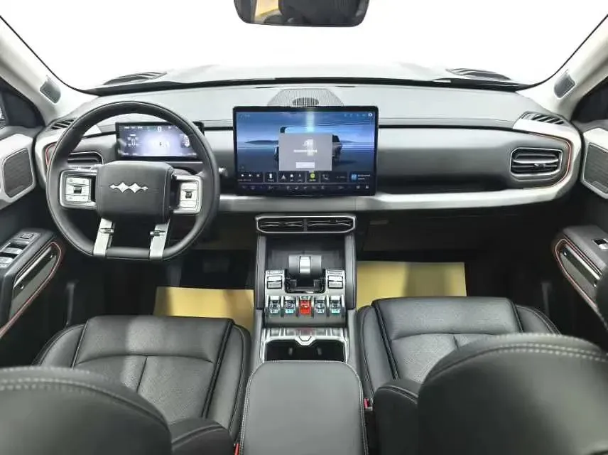 2025 FangChengBao Tai 3 BEV,autocango,china used car exporter,china ev exporter,chinese used car exporter,chinese used ev exporter