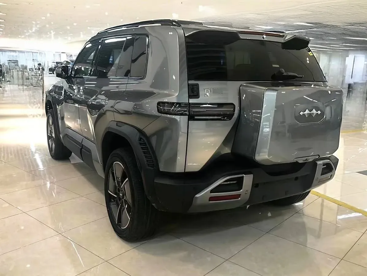 2025 FangChengBao Tai 3 BEV,autocango,china used car exporter,china ev exporter,chinese used car exporter,chinese used ev exporter