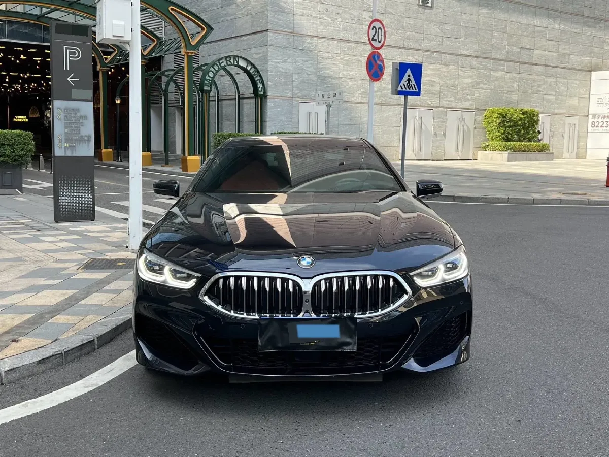 2021 BMW 8 Series 3.0T 340HP L6 8AT,autocango,china used car exporter,china ev exporter,chinese used car exporter,chinese used ev exporter