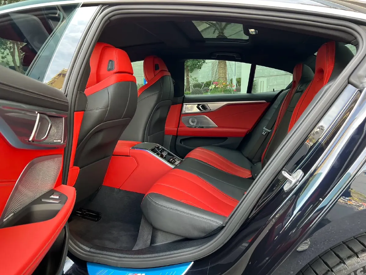 2021 BMW 8 Series 3.0T 340HP L6 8AT,autocango,china used car exporter,china ev exporter,chinese used car exporter,chinese used ev exporter