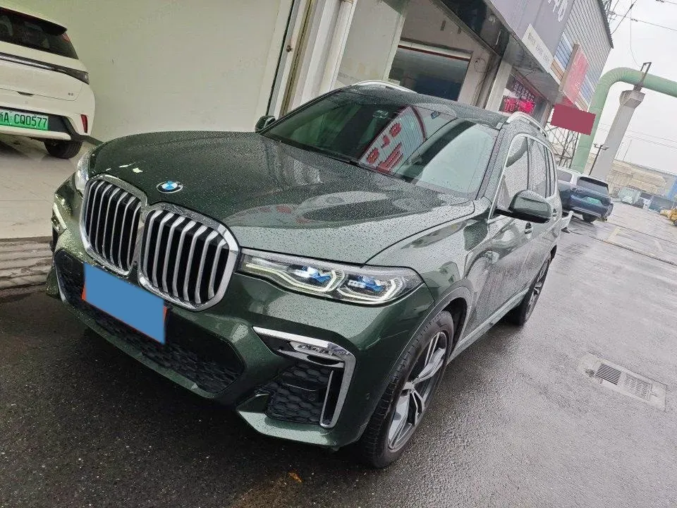 2021 BMW X7 3.0T 340HP L6 8AT,autocango,china used car exporter,china ev exporter,chinese used car exporter,chinese used ev exporter