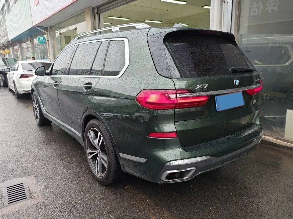 2021 BMW X7 3.0T 340HP L6 8AT,autocango,china used car exporter,china ev exporter,chinese used car exporter,chinese used ev exporter