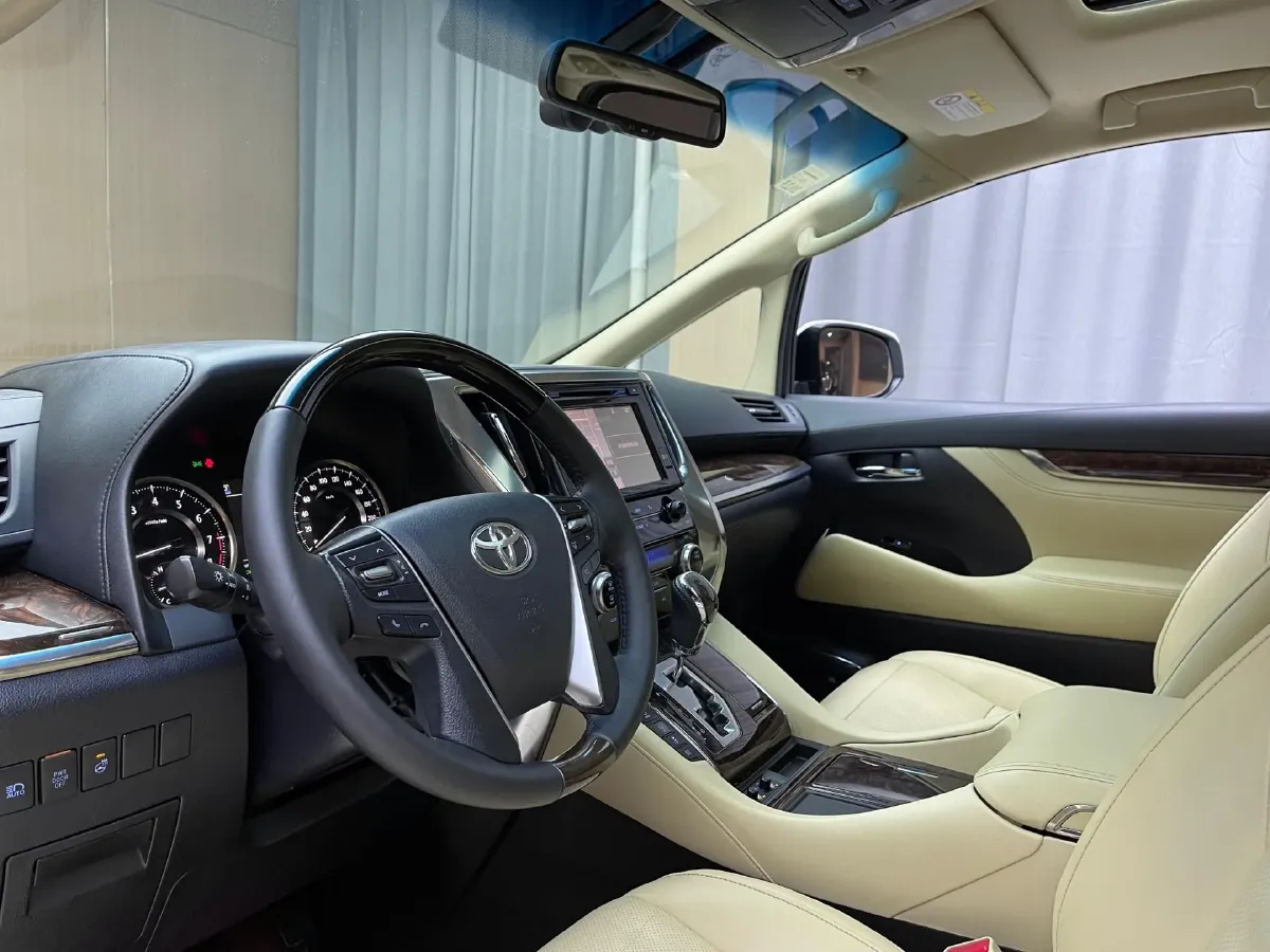 2018 Toyota Alphard 3.5L 301HP V6 8AT,autocango,china used car exporter,china ev exporter,chinese used car exporter,chinese used ev exporter