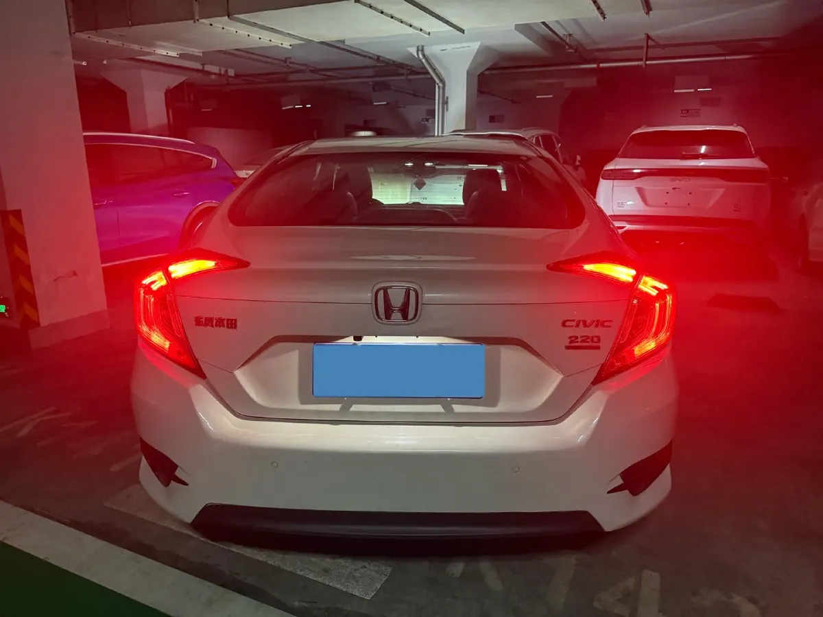 2019 Honda Civic 1.5T 177HP L4 CVT,autocango,china used car exporter,china ev exporter,chinese used car exporter,chinese used ev exporter