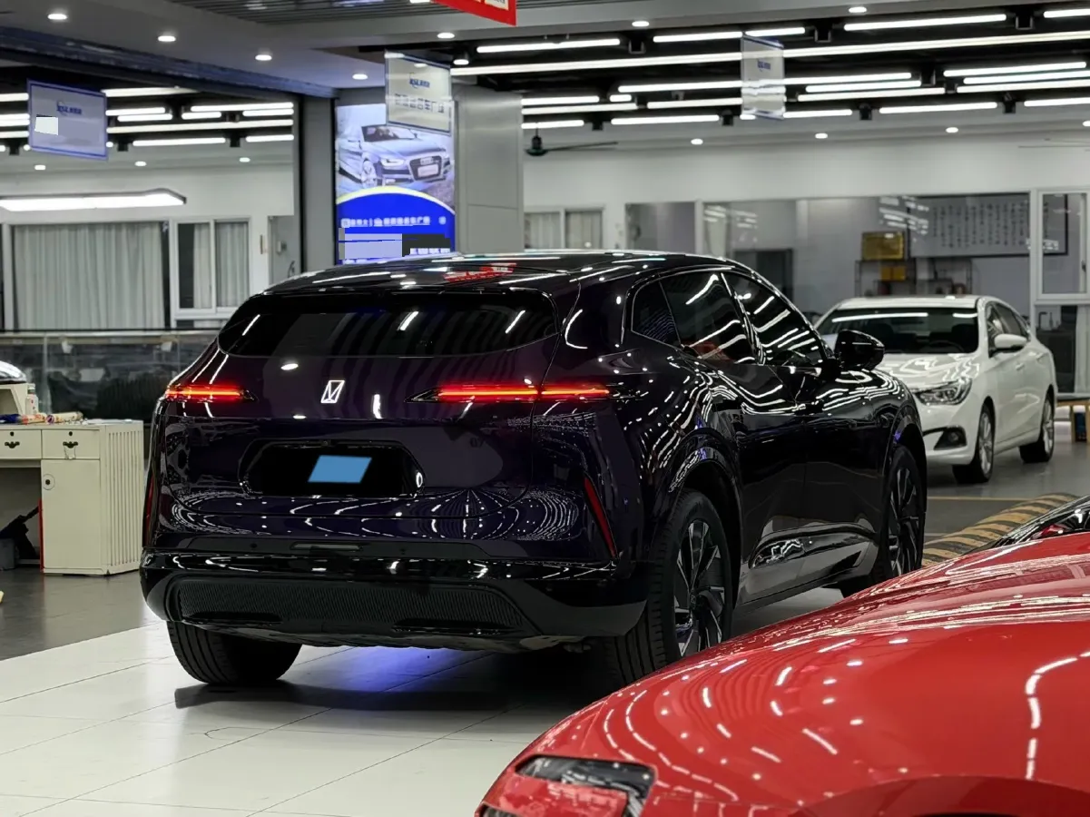 2024 Avatr 07 BEV 82.16KWH,autocango,china used car exporter,china ev exporter,chinese used car exporter,chinese used ev exporter