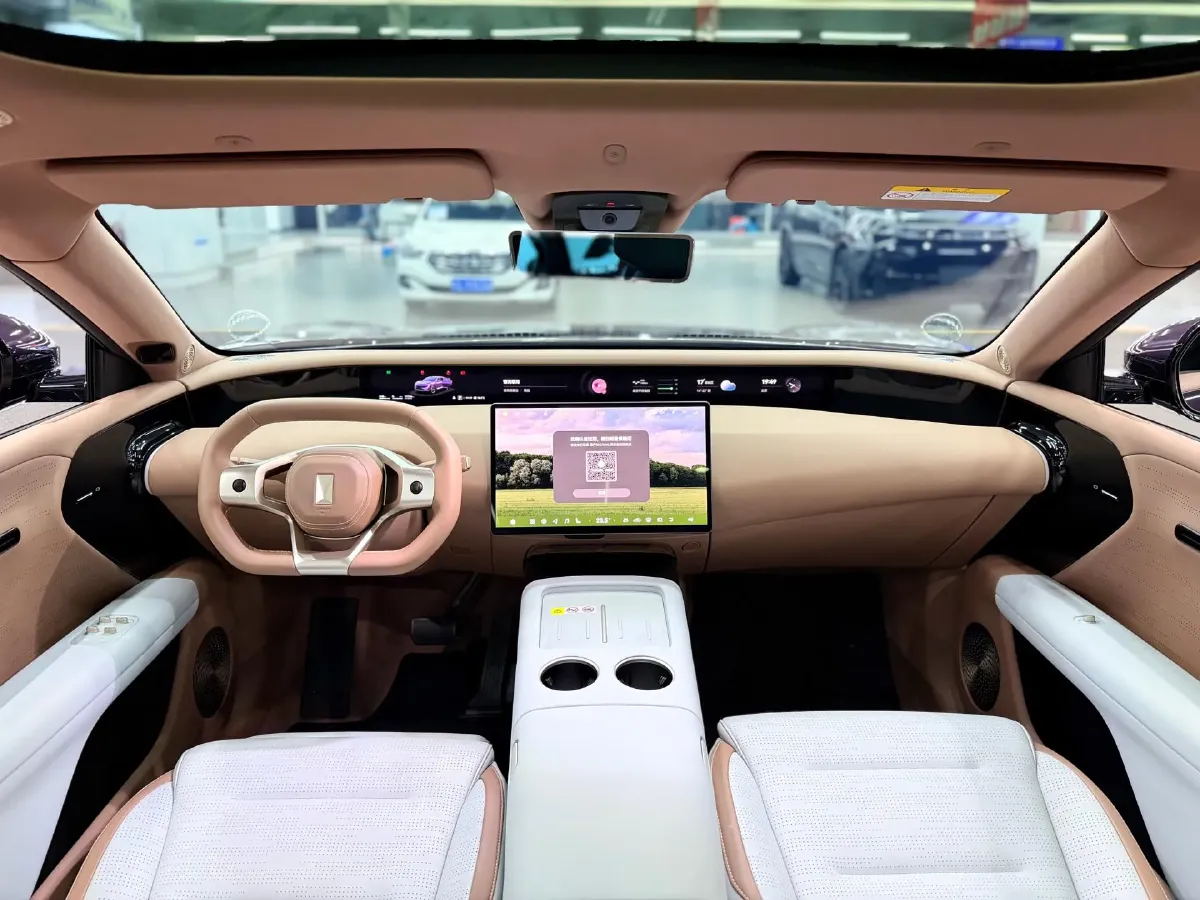 2024 Avatr 07 BEV 82.16KWH,autocango,china used car exporter,china ev exporter,chinese used car exporter,chinese used ev exporter