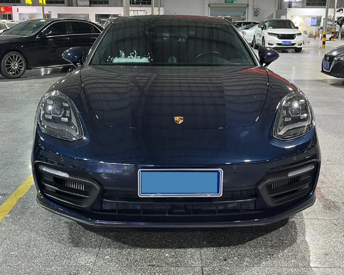 2021 Porsche Panamera 2.9T 330HP V6 8DCT,autocango,china used car exporter,china ev exporter,chinese used car exporter,chinese used ev exporter