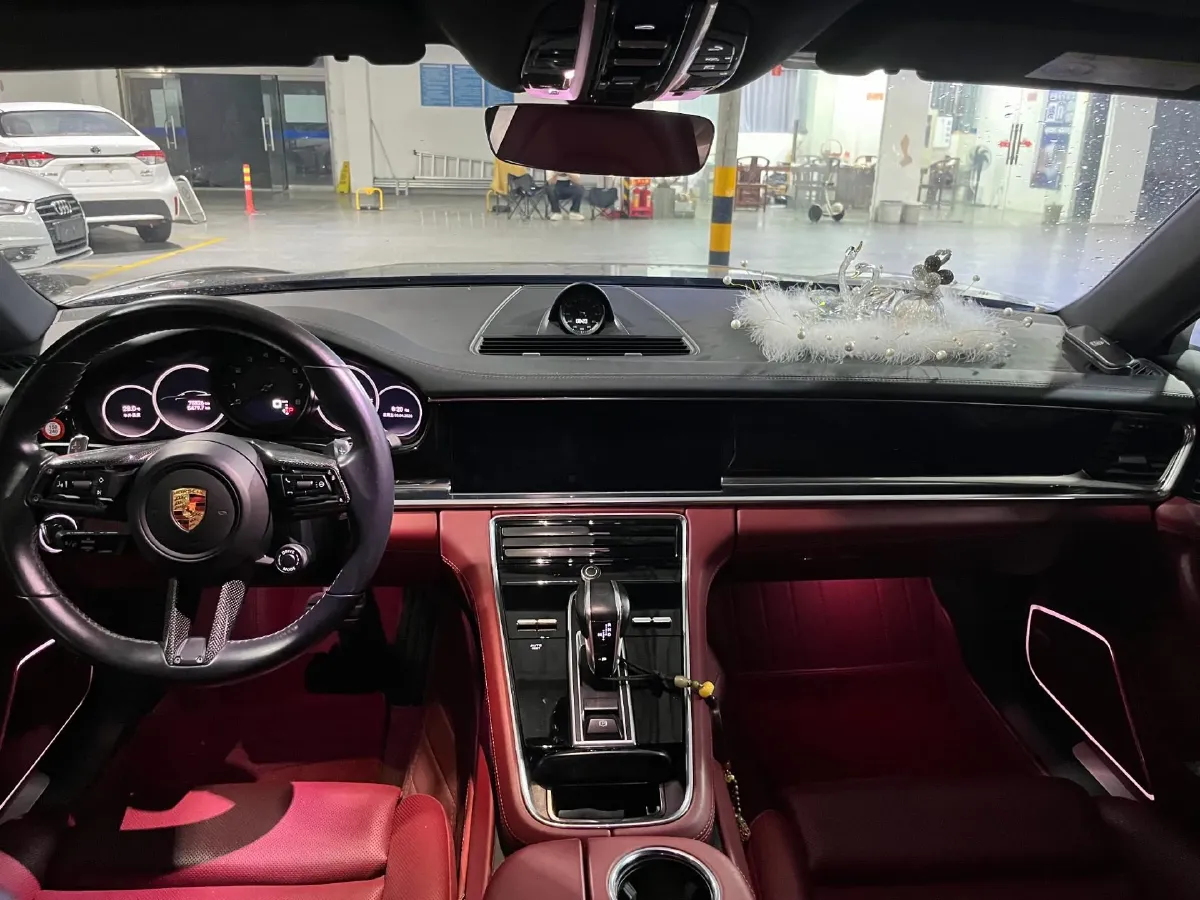 2021 Porsche Panamera 2.9T 330HP V6 8DCT,autocango,china used car exporter,china ev exporter,chinese used car exporter,chinese used ev exporter