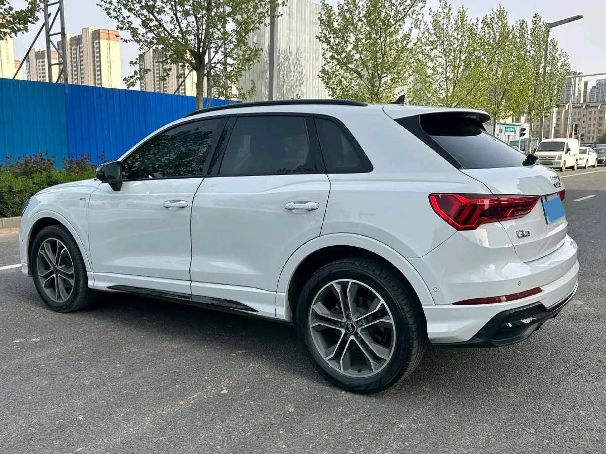 2023 Audi Q3 1.4T 150HP L4 7DCT,autocango,china used car exporter,china ev exporter,chinese used car exporter,chinese used ev exporter