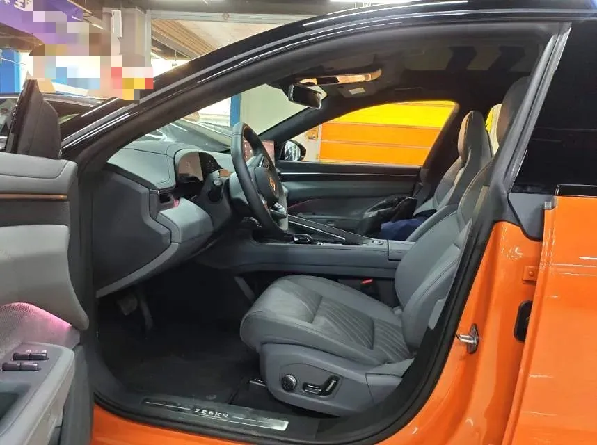 2025 Zeekr 001 BEV 100KWH,autocango,china used car exporter,china ev exporter,chinese used car exporter,chinese used ev exporter