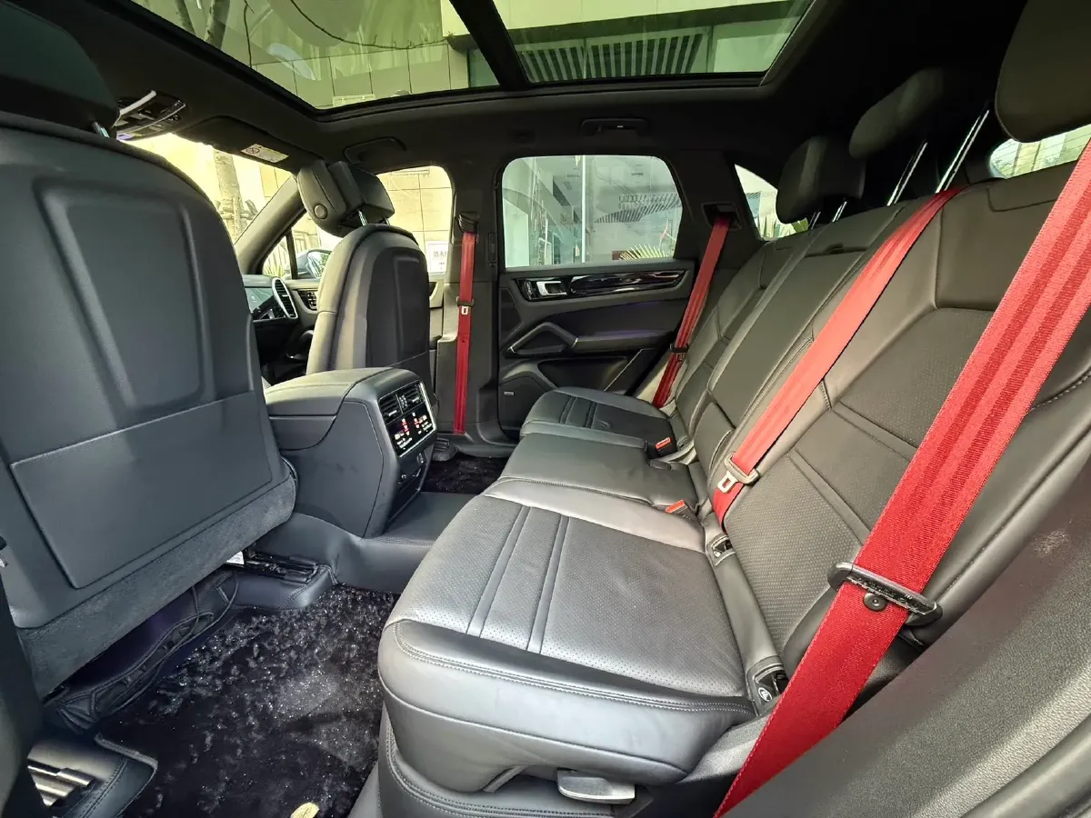 2018 Porsche Cayenne 2.9T 440HP V6 8AT,autocango,china used car exporter,china ev exporter,chinese used car exporter,chinese used ev exporter