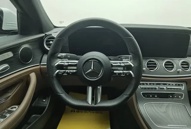 2021 Mercedes-Benz E Class 2.0T 197HP L4 9AT,autocango,china used car exporter,china ev exporter,chinese used car exporter,chinese used ev exporter