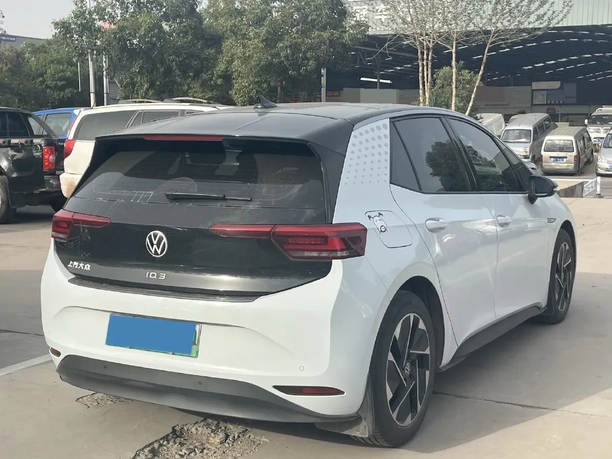 2023 Volkswagen ID.3 BEV 52.8KWH,autocango,china used car exporter,china ev exporter,chinese used car exporter,chinese used ev exporter