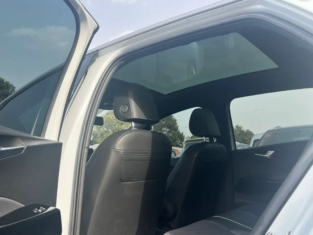 2023 Volkswagen ID.3 BEV 52.8KWH,autocango,china used car exporter,china ev exporter,chinese used car exporter,chinese used ev exporter