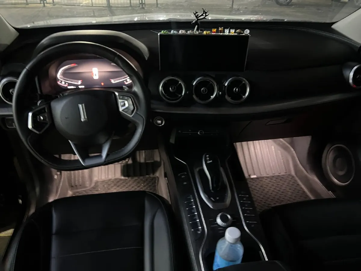 2020 WEY VV5 1.5T 171HP L4 7DCT,autocango,china used car exporter,china ev exporter,chinese used car exporter,chinese used ev exporter