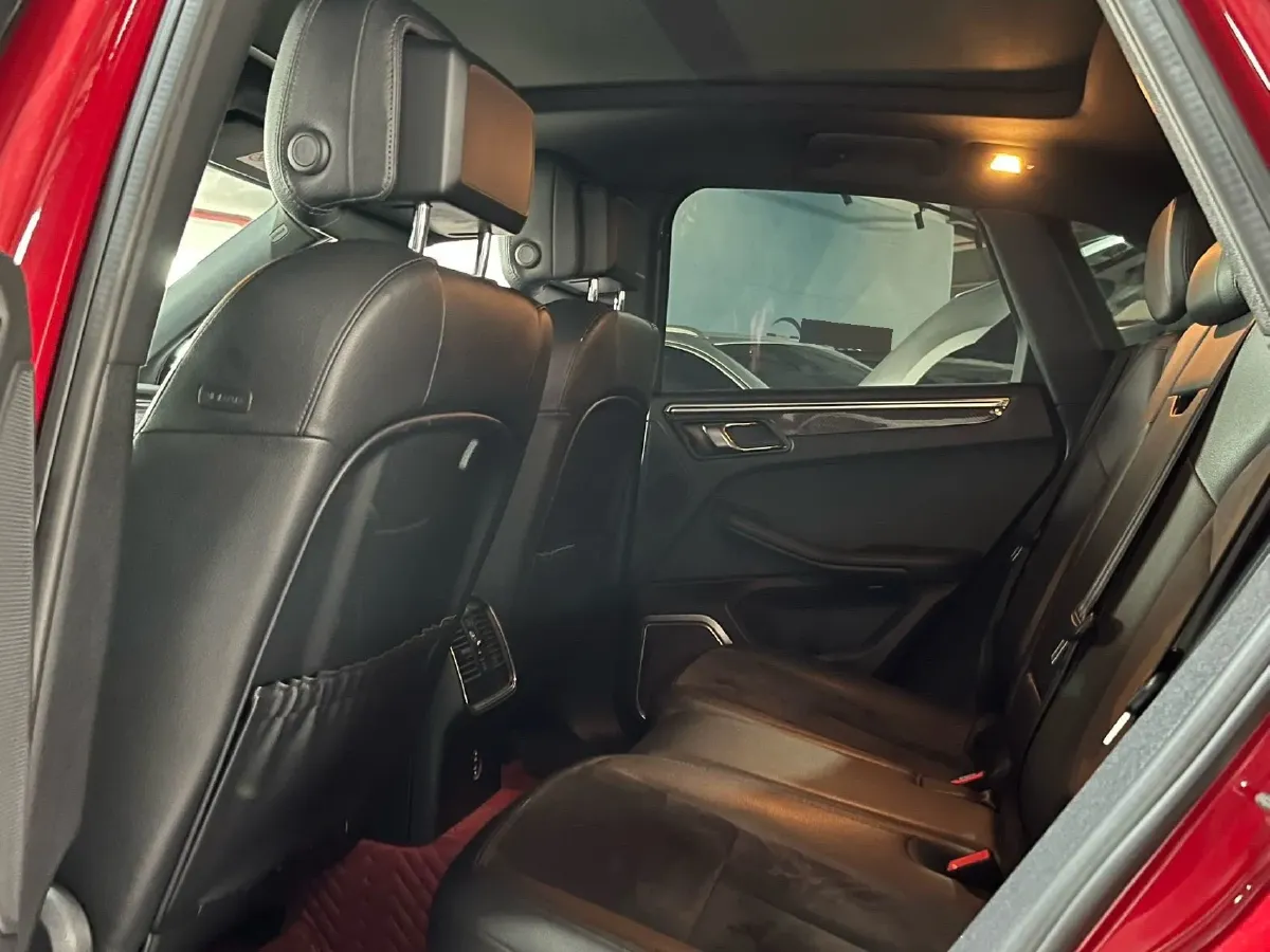 2018 Porsche Macan 3.0T 354HP V6 7DCT,autocango,china used car exporter,china ev exporter,chinese used car exporter,chinese used ev exporter