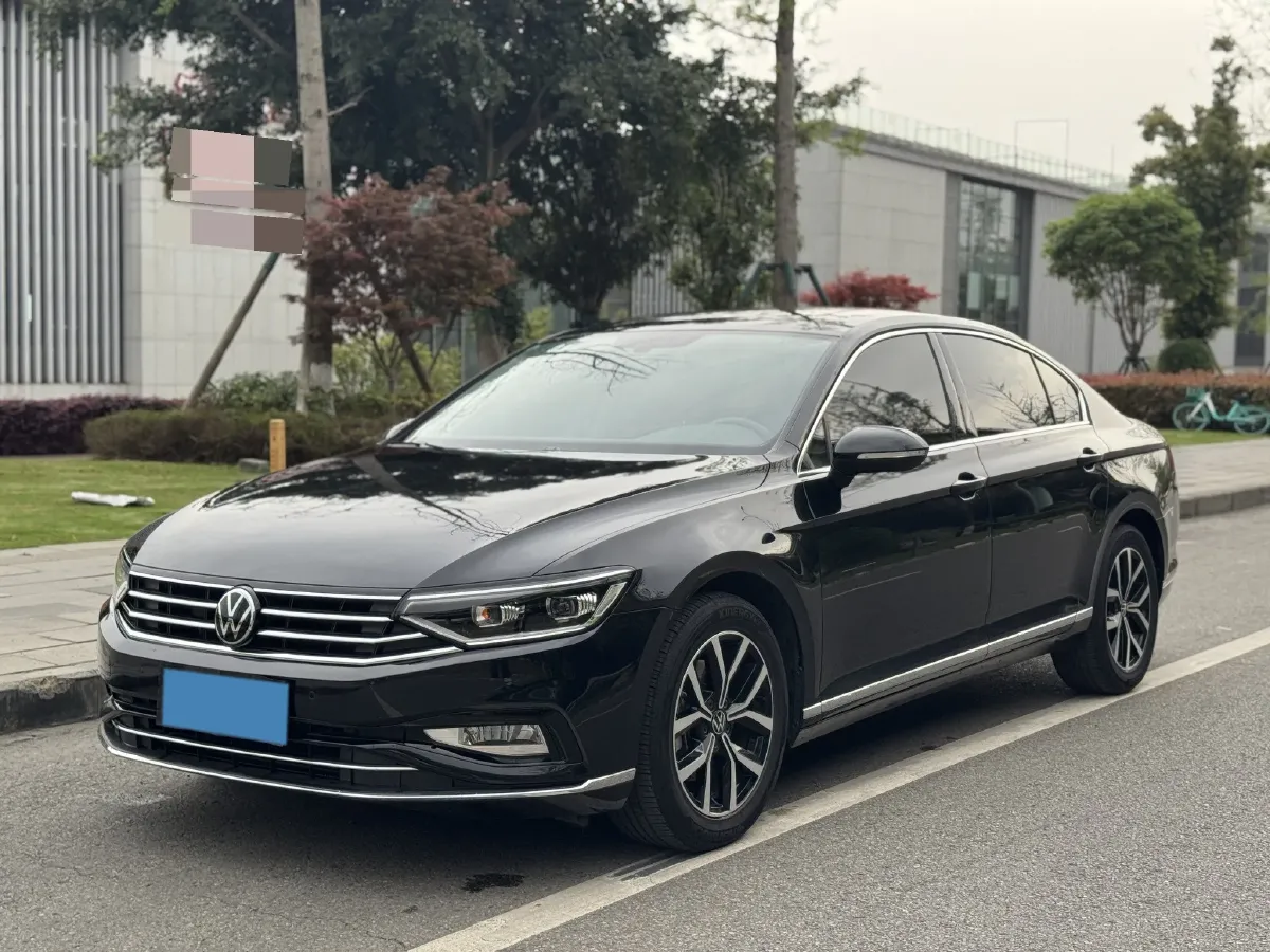 2020 Volkswagen Magotan 1.4T 150HP L4 7DCT,autocango,china used car exporter,china ev exporter,chinese used car exporter,chinese used ev exporter