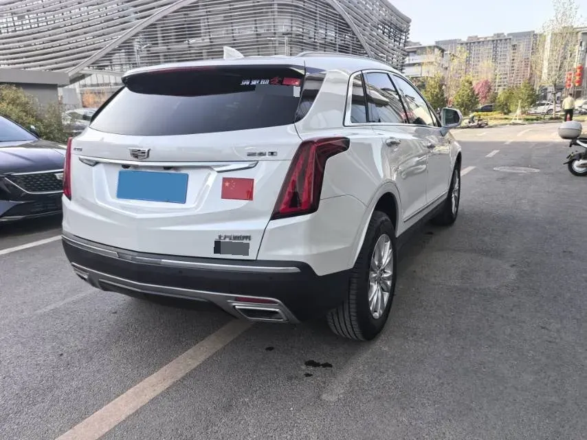 2021 Cadillac XT5 2.0T 237HP L4 9AT,autocango,china used car exporter,china ev exporter,chinese used car exporter,chinese used ev exporter