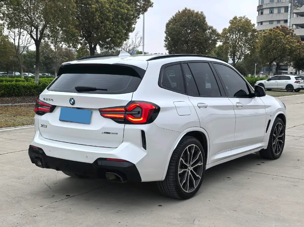 2022 BMW X3 2.0T 252HP L4 8AT,autocango,china used car exporter,china ev exporter,chinese used car exporter,chinese used ev exporter
