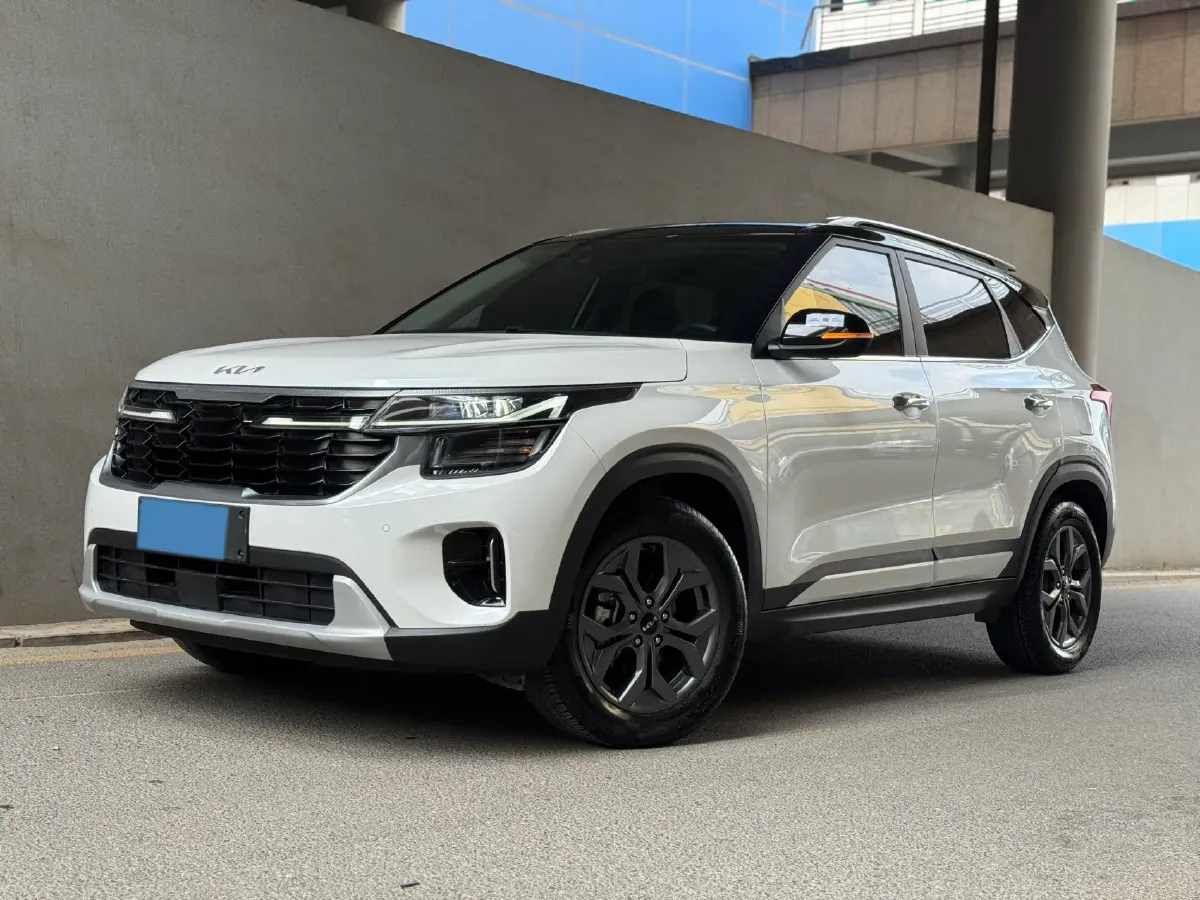 2023 Kia Seltos 1.5L 115HP L4 CVT,autocango,china used car exporter,china ev exporter,chinese used car exporter,chinese used ev exporter