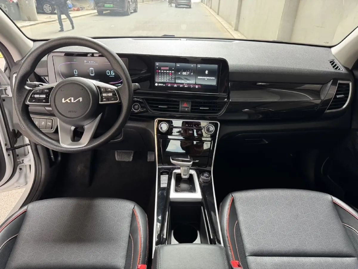 2023 Kia Seltos 1.5L 115HP L4 CVT,autocango,china used car exporter,china ev exporter,chinese used car exporter,chinese used ev exporter