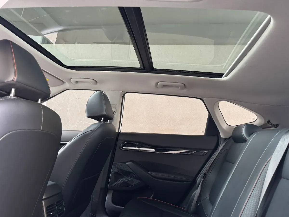 2023 Kia Seltos 1.5L 115HP L4 CVT,autocango,china used car exporter,china ev exporter,chinese used car exporter,chinese used ev exporter