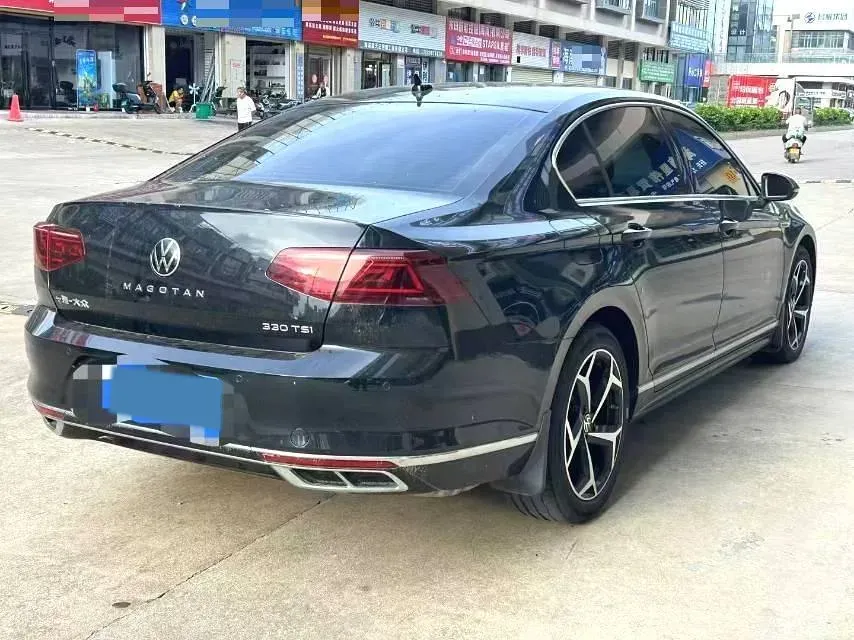 2023 Volkswagen Magotan 2.0T 186HP L4 7DCT,autocango,china used car exporter,china ev exporter,chinese used car exporter,chinese used ev exporter