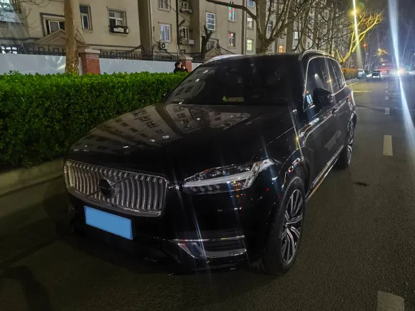 2024 Volvo XC90 2.0T 250HP L4 8AT,autocango,china used car exporter,china ev exporter,chinese used car exporter,chinese used ev exporter