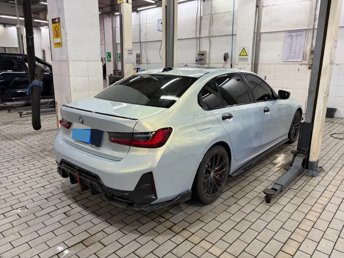 2024 BMW 3 Series 2.0T 184HP L4 8AT,autocango,china used car exporter,china ev exporter,chinese used car exporter,chinese used ev exporter