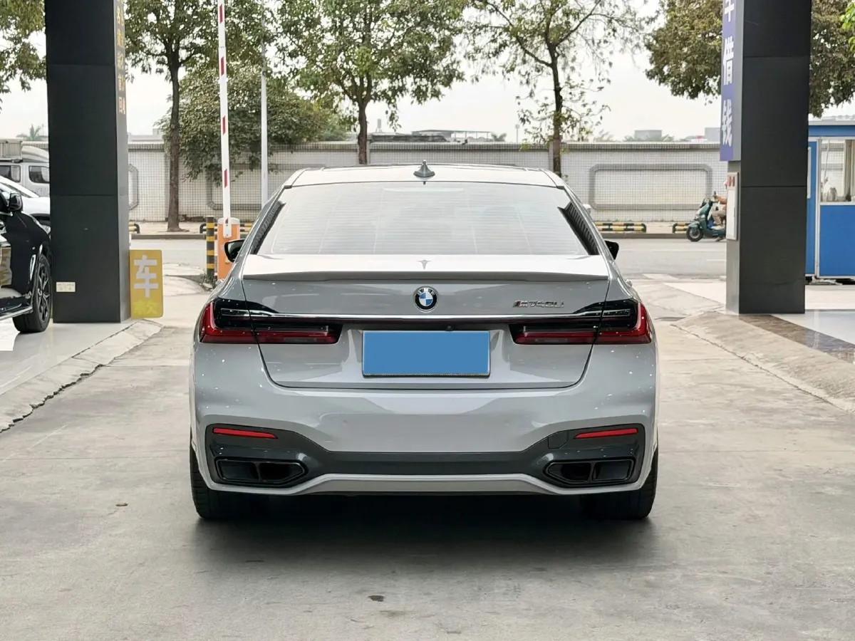 2019 BMW 7 Series 3.0T 340HP L6 8AT,autocango,china used car exporter,china ev exporter,chinese used car exporter,chinese used ev exporter