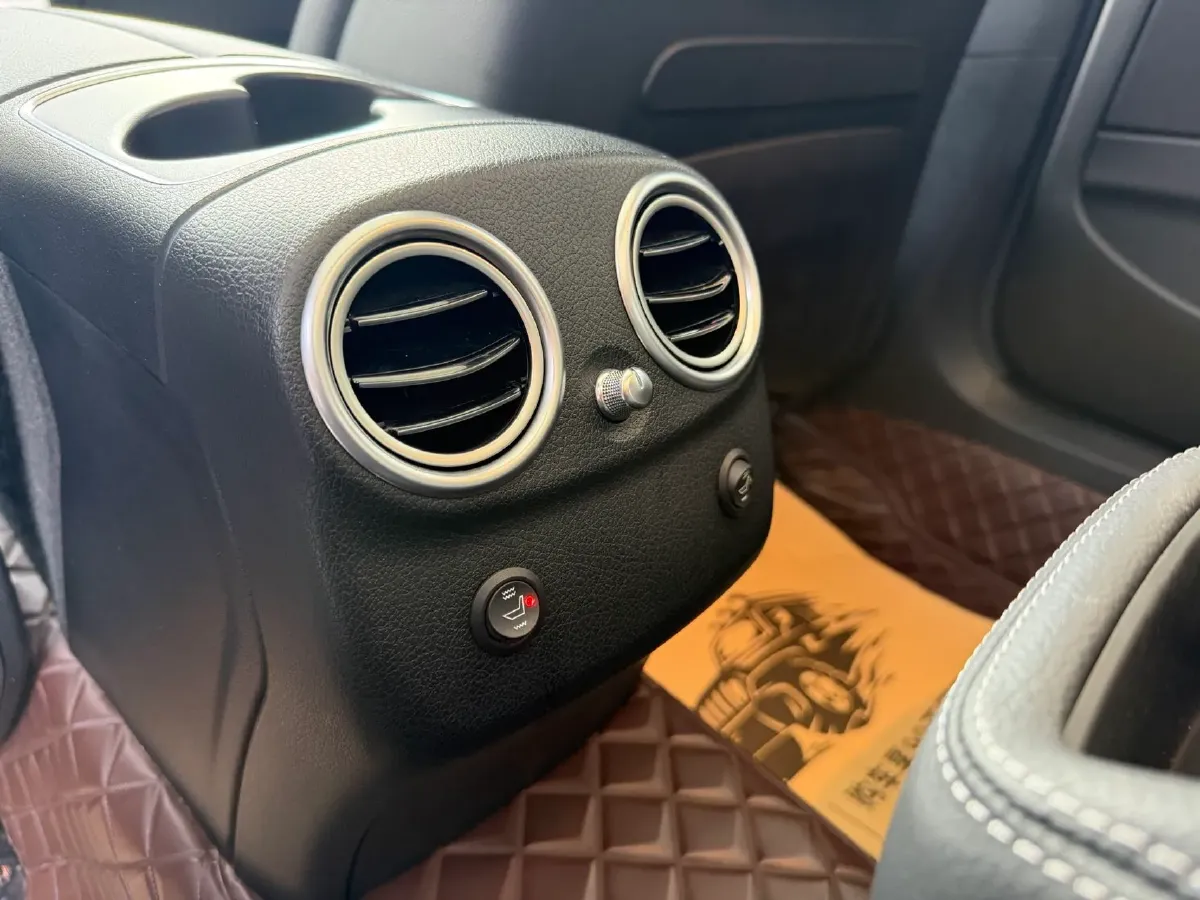 2020 Mercedes-Benz E Class 2.0T 258HP L4 9AT,autocango,china used car exporter,china ev exporter,chinese used car exporter,chinese used ev exporter