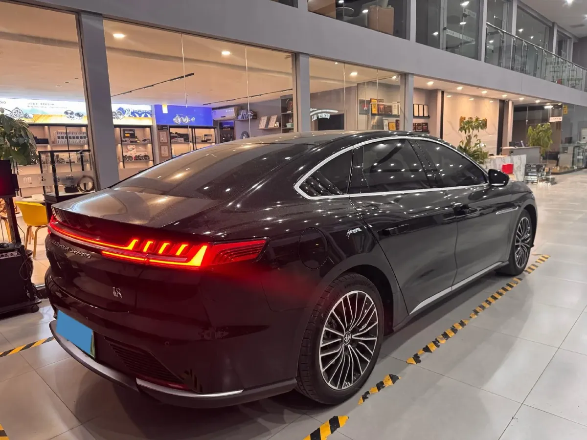 2021 BYD Han BEV 64.8KWH,autocango,china used car exporter,china ev exporter,chinese used car exporter,chinese used ev exporter