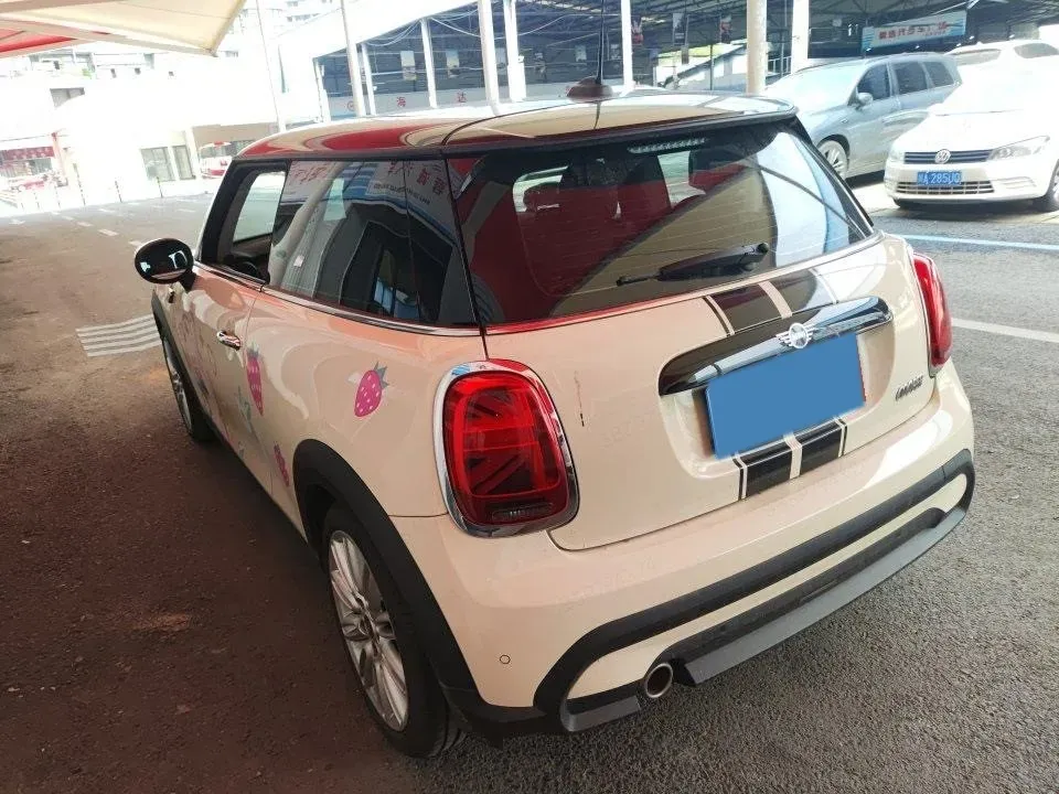 2022 MINI MINI 1.5T 136HP L3 7DCT,autocango,china used car exporter,china ev exporter,chinese used car exporter,chinese used ev exporter