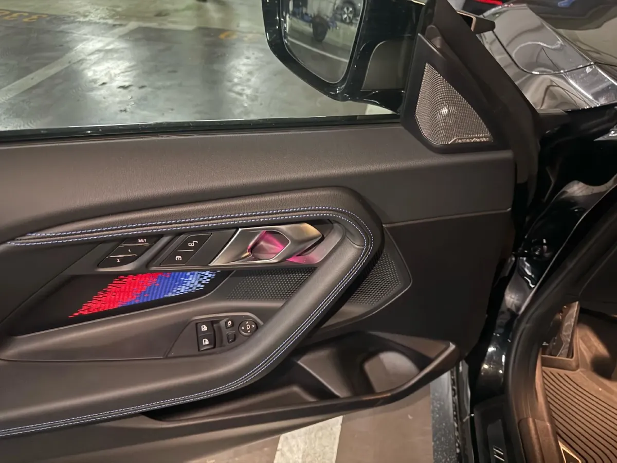 2023 BMW 3.0T 333HP L6 8AT,autocango,china used car exporter,china ev exporter,chinese used car exporter,chinese used ev exporter