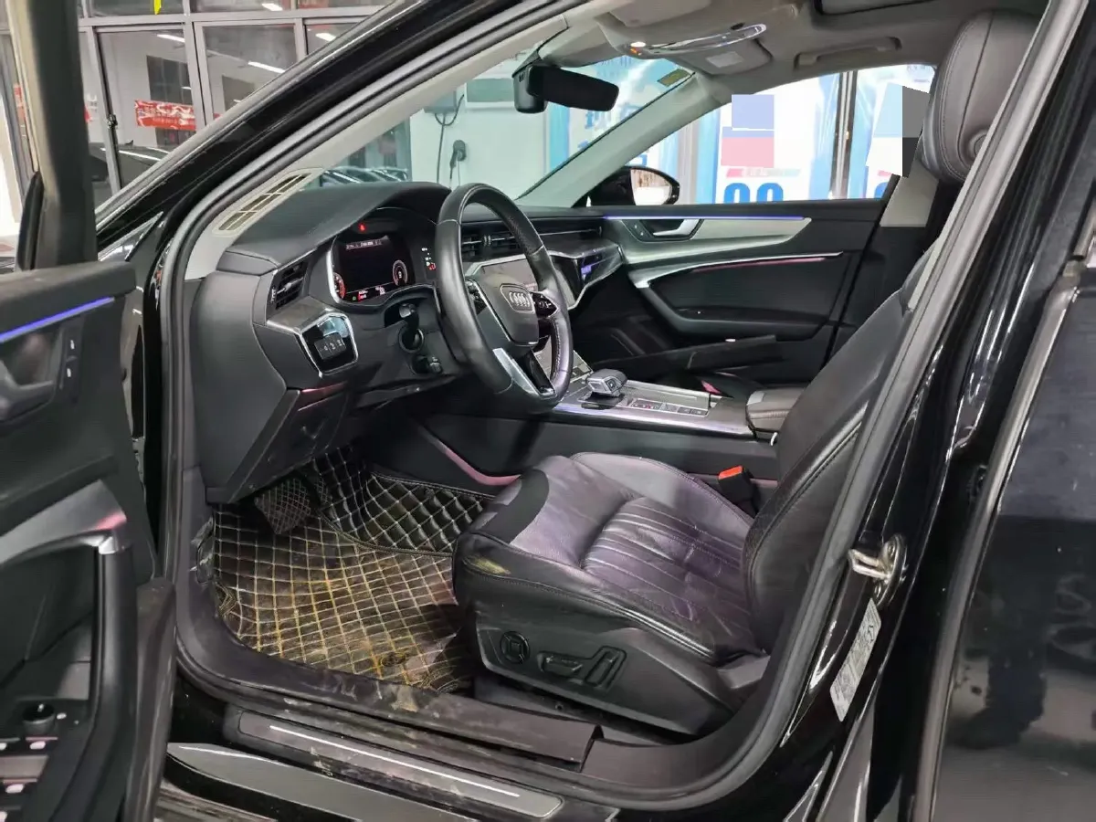 2021 Audi A6L 2.0T 224HP L4 7DCT,autocango,china used car exporter,china ev exporter,chinese used car exporter,chinese used ev exporter